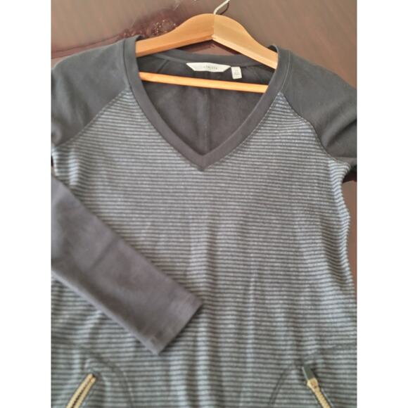 Athleta Gray Striped V-Neck Long Sleeve Sweater Dress Women's XS - Picture 8 of 10